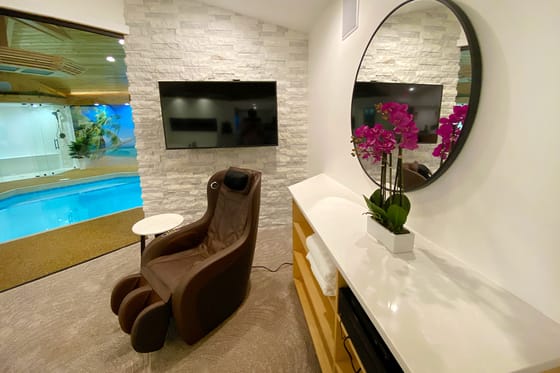 Sybaris Pool Suites Frankfort