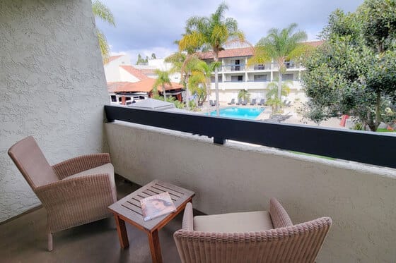 Atrium Hotel