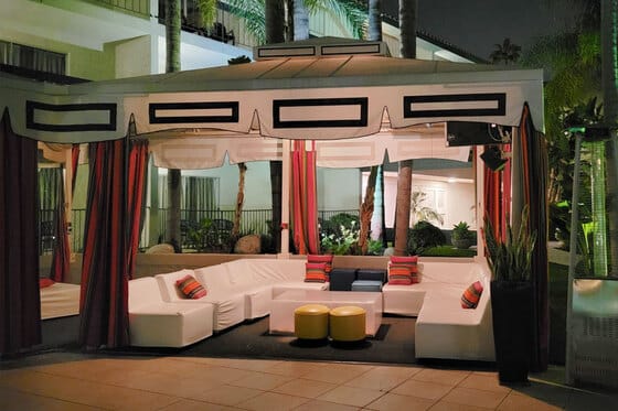 Atrium Hotel