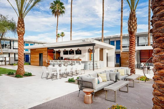 Hotel Adeline