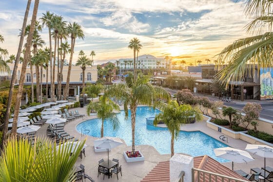 Crowne Plaza Phoenix - Chandler Golf Resort