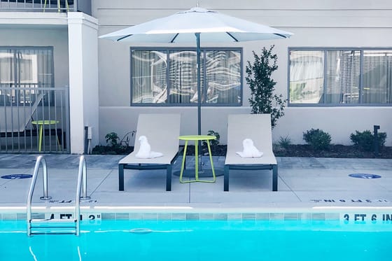 DoubleTree Suites by Hilton Hotel Nashville Airport