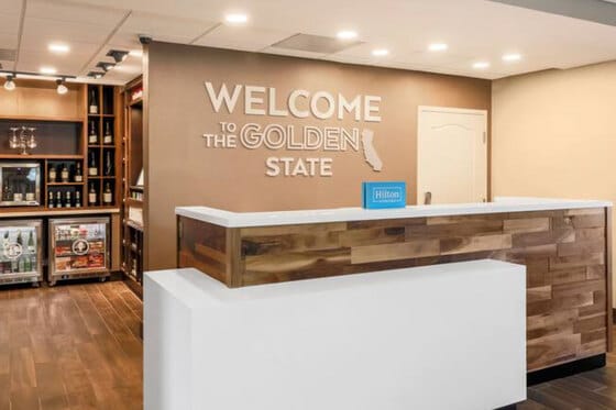 Hampton Inn & Suites Windsor - Sonoma Wine Country
