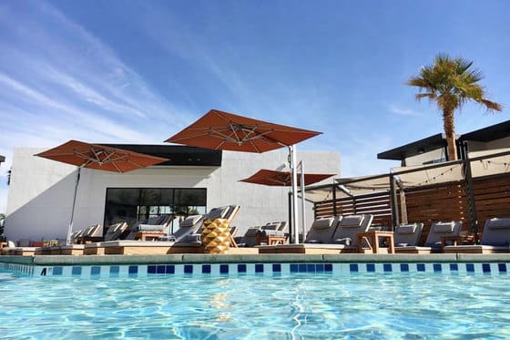 V Palm Springs