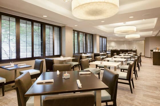 DoubleTree by Hilton Hotel & Suites Houston by the Galleria