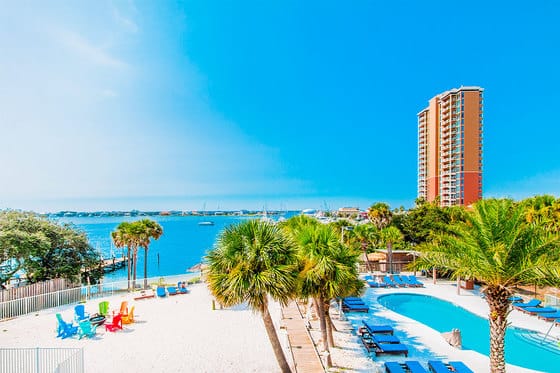Surf & Sand Hotel 