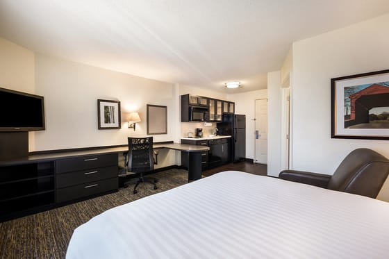 Sonesta Simply Suites Arlington