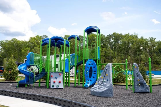 Camp Margaritaville RV Resort & Lodge - Pigeon Forge