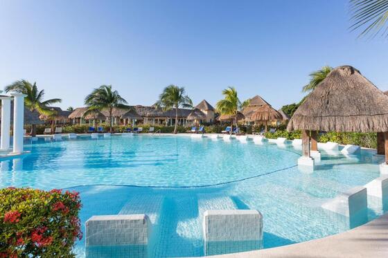 Family Selection at Grand Palladium Kantenah Resort & Spa - All-Inclusive 