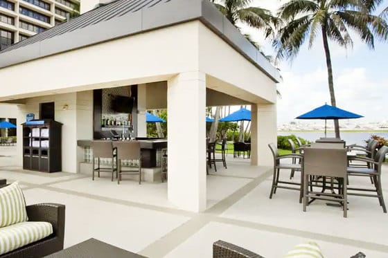 Hilton Miami Airport Blue Lagoon