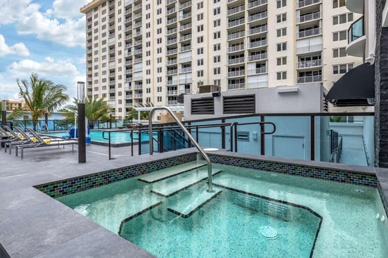 Cambria Hotel Fort Lauderdale Beach