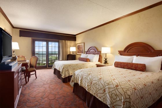 Chateau on the Lake Resort Spa & Convention Center