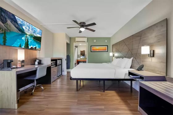 Quality Inn & Suites Airport/Cruise Port Hollywood