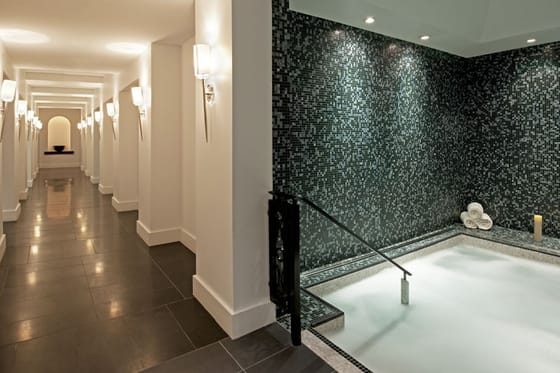 Waldorf Astoria Chicago