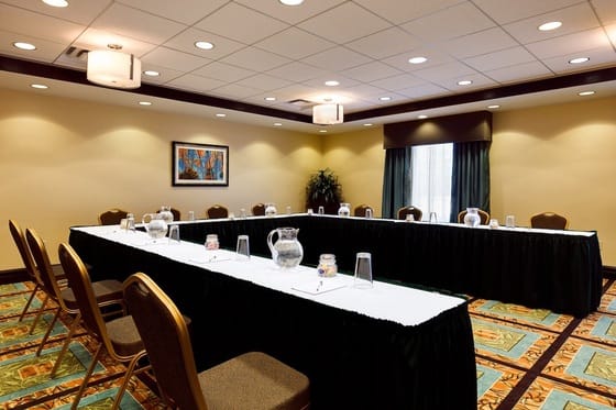 Hampton Inn & Suites Mahwah