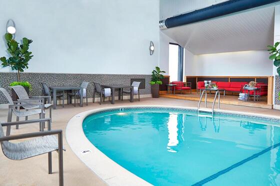 Renaissance St. Louis Airport Hotel