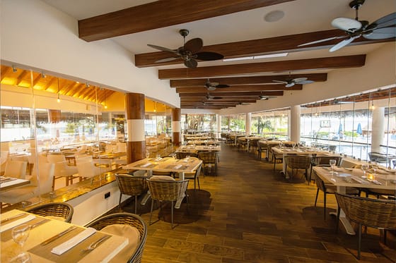 The Reef Playacar Beach Resort & Spa
