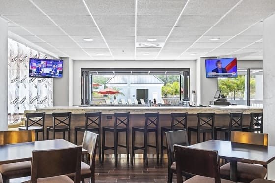 Holiday Inn St. Petersburg West