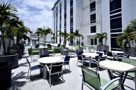 Hotel Dello Fort Lauderdale Airport, Tapestry Collection by Hilton