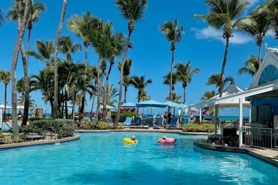Courtyard by Marriott Isla Verde Beach Resort