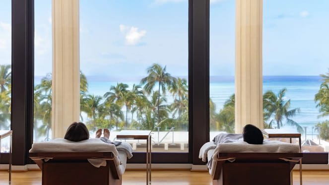 Hyatt Regency Waikiki Beach Resort and Spa 