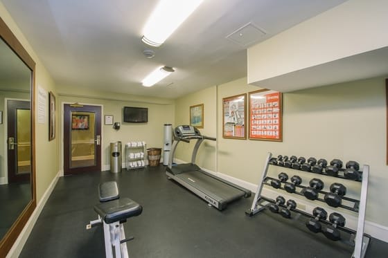 Holiday Inn Express & Suites Merrimack by IHG
