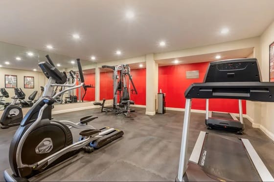 Comfort Inn & Suites Orange County John Wayne Airport
