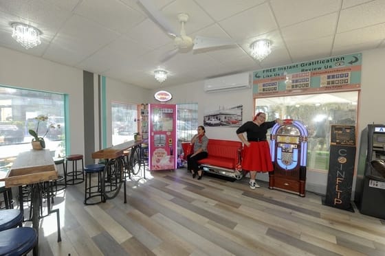 Plaza Beach Hotel - Beachfront Resort