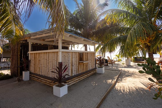 Bullock Island, Belize