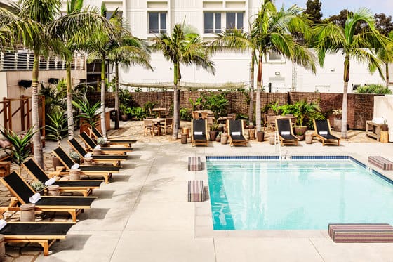 Hotel June