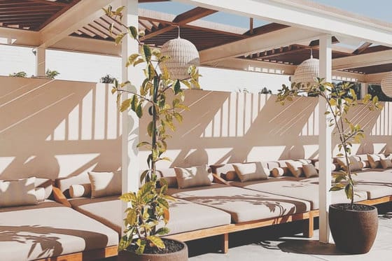 Hotel June