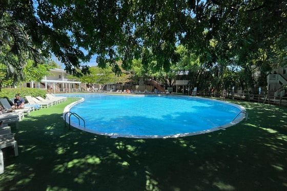 Henry Morgan Hotel & Beach Resort Roatan