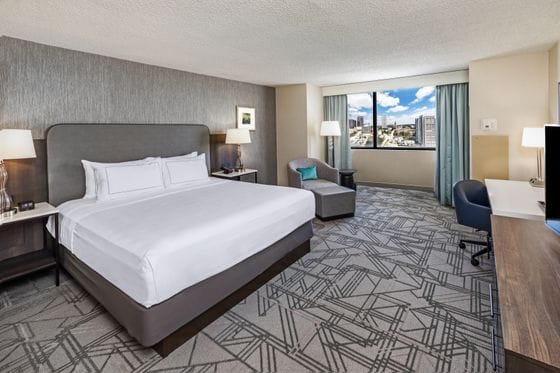 DoubleTree by Hilton Hotel Tulsa Downtown