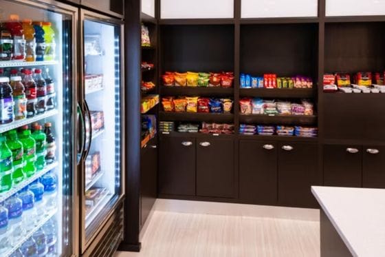 Holiday Inn Hotel & Suites Farmington Hills - Detroit NW, an IHG Hotel