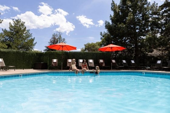 Riverhouse Lodge