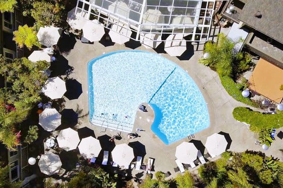 Dinah's Garden Hotel