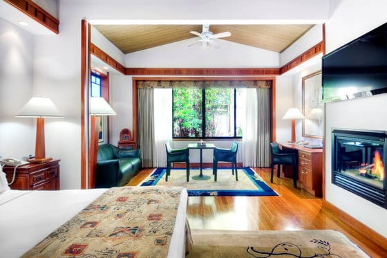 Dinah's Garden Hotel