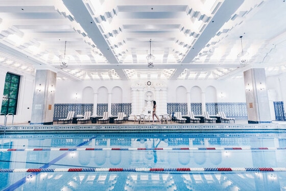 InterContinental Chicago: Pool Spa Day Pass Chicago ResortPass