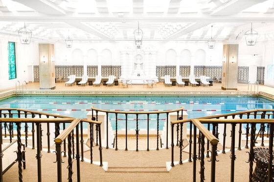 InterContinental Chicago: Pool Spa Day Pass Chicago ResortPass