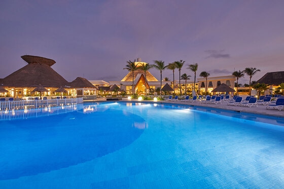 Bahia Principe Grand Tulum - All Inclusive: Pool & Spa Day Pass Tulum ...
