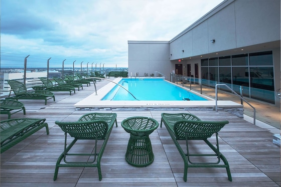 Blossom Hotel Houston: Pool & Spa Day Pass Houston | ResortPass