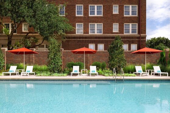 Warwick Melrose - Dallas